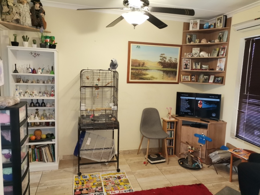 1 Bedroom Property for Sale in Moorreesburg Western Cape